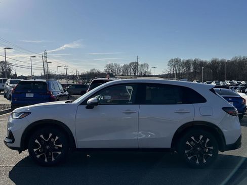 New 2026 Honda HR-V EX-L image 2