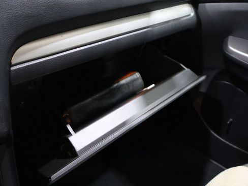 Used 2016 Subaru Crosstrek 2.0i Premium w/ Moonroof Package image 32