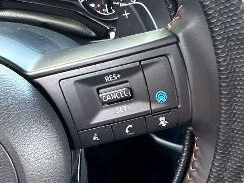Used 2025 Nissan Pathfinder Rock Creek AWD/4WD image 15