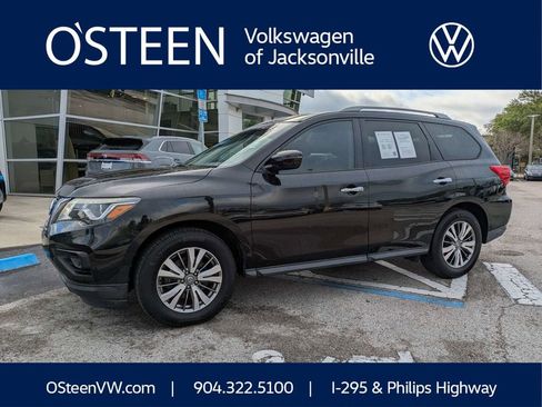 Used 2020 Nissan Pathfinder SV FWD image 1