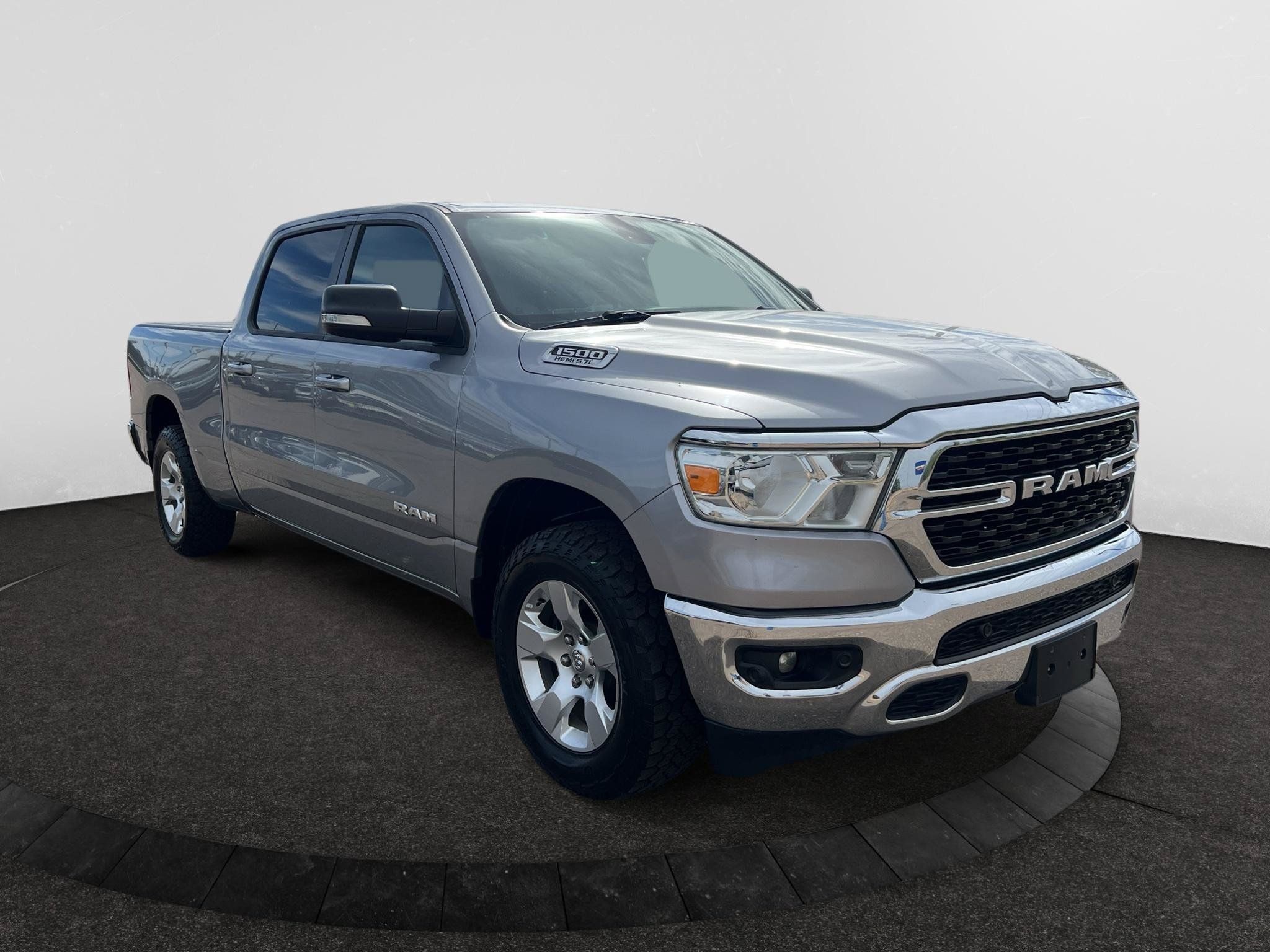 Used 2022 RAM 1500 Big Horn AWD/4WD image 4