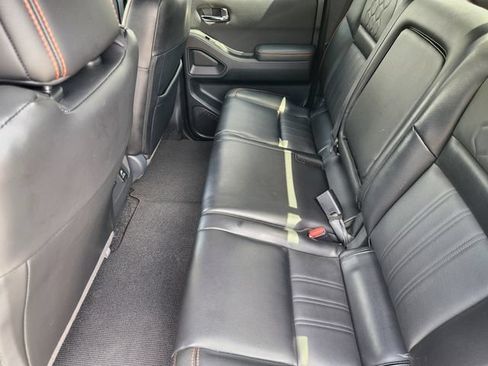 Used 2024 Nissan Frontier Pro-X w/ Pro Premium Package RWD image 29