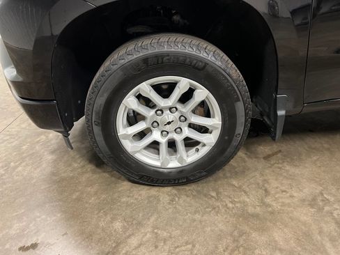 Certified 2023 Chevrolet Silverado 1500 RST AWD/4WD image 11