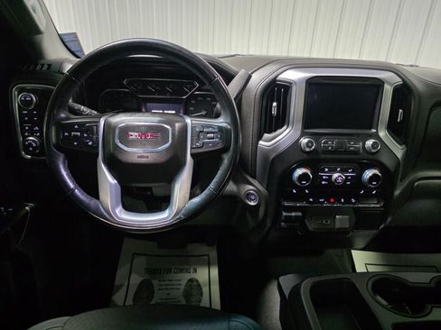 Used 2021 GMC Sierra 1500 Elevation w/ X31 Off-Road Package AWD/4WD image 10