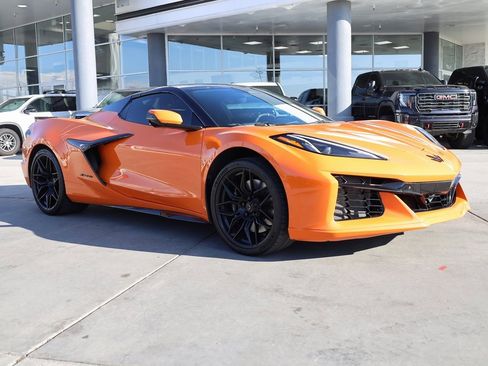 Used 2024 Chevrolet Corvette Z06 image 8