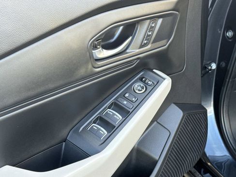 Certified 2025 Honda Accord EX-L image 19