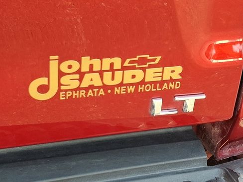 Used 2023 Chevrolet Colorado LT image 32