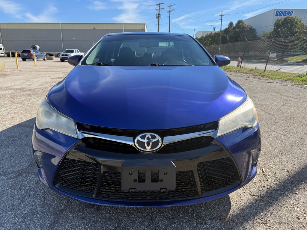 Used 2016 Toyota Camry XSE w/ Moonroof Package FWD image 7