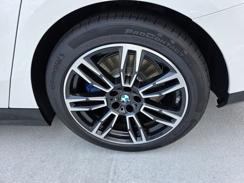 New 2026 BMW 530i RWD image 6