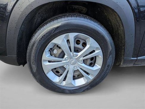 Used 2024 Chevrolet Trax LS image 22
