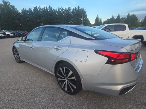 Used 2020 Nissan Altima 2.5 Platinum AWD/4WD image 12