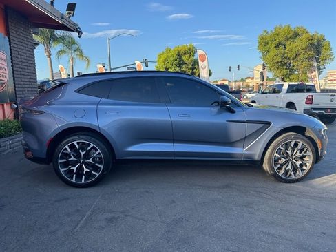 Used 2022 Aston Martin DBX AWD/4WD image 15
