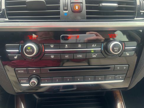 Used 2017 BMW X3 xDrive28i AWD/4WD image 11