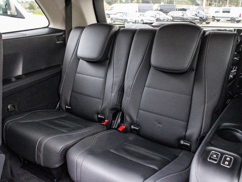 New 2026 Mercedes-Benz GLS 450 4MATIC image 19