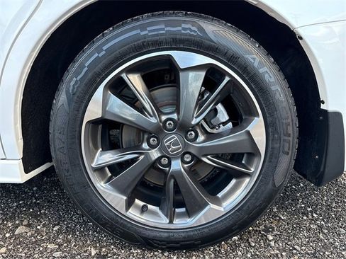 Used 2023 Honda Odyssey Elite image 17