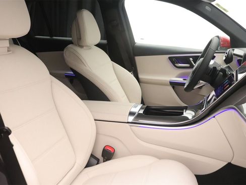 New 2026 Mercedes-Benz GLC 300 image 9