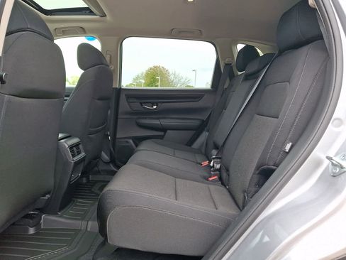 Used 2024 Honda CR-V EX image 12
