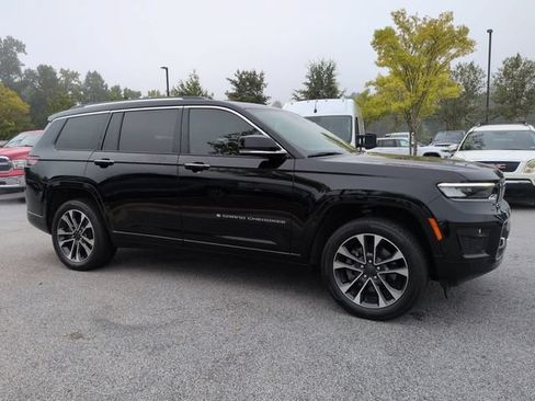 Used 2023 Jeep Grand Cherokee L Overland w/ Rear Seat Video Group I RWD image 2