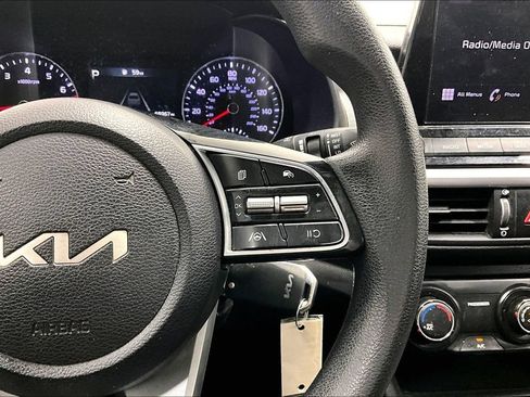 Used 2024 Kia Forte LXS FWD image 25