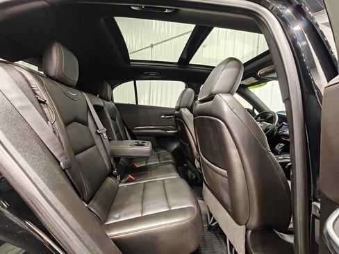 Used 2019 Cadillac XT4 Sport w/ Cold Weather Package FWD image 27