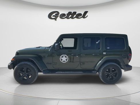 Used 2021 Jeep Wrangler Unlimited Sahara AWD/4WD image 8