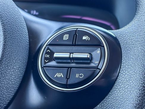 Used 2024 Kia Soul LX w/ Option Group 015 FWD image 18