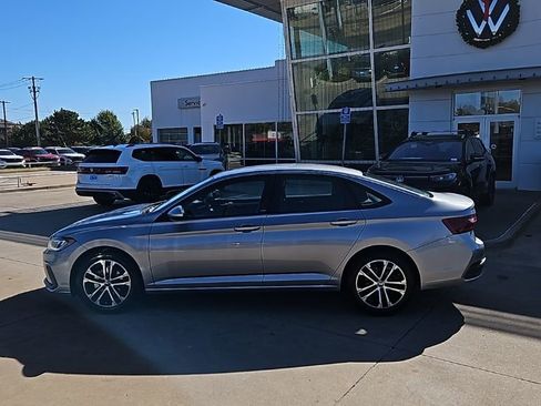 New 2026 Volkswagen Jetta Sport FWD image 8