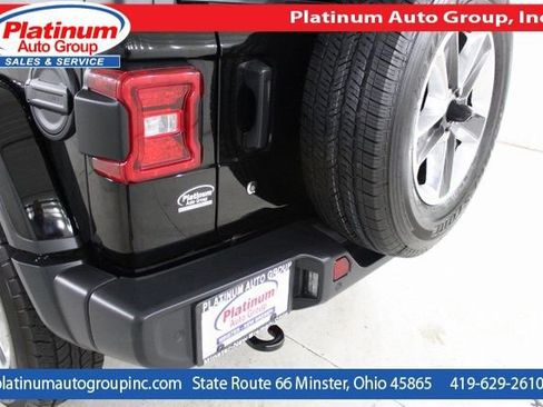 Used 2019 Jeep Wrangler Unlimited Sahara w/ Safety Group AWD/4WD image 42