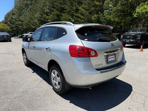 Used 2014 Nissan Rogue S w/ Convenience Package FWD image 5