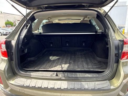 Used 2017 Subaru Outback 2.5i Limited AWD/4WD image 22
