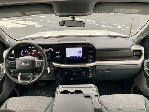 Used 2025 Ford F350 XLT image 15