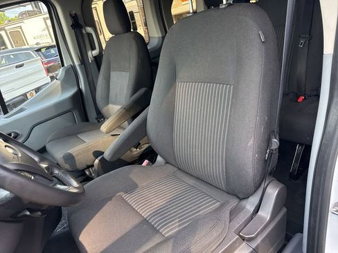 Used 2016 Ford Transit 350 XLT image 5
