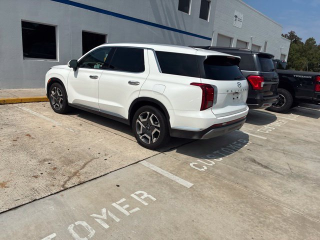 Used 2024 Hyundai Palisade Limited FWD image 18