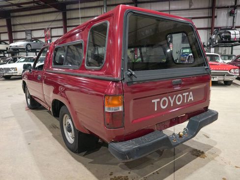 Used 1991 Toyota Pickup Base 2dr Standard Cab SB image 6