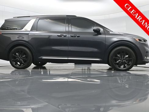 Used 2023 Kia Carnival SX Prestige image 53