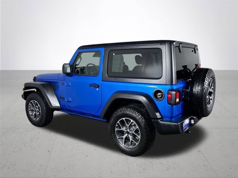 Certified 2025 Jeep Wrangler Sport image 9
