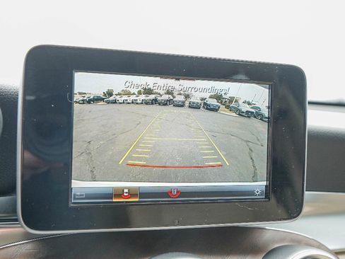 Used 2019 Mercedes-Benz GLC 300 4MATIC image 14