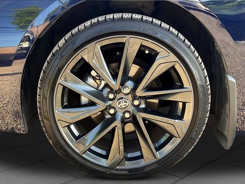 Used 2025 Toyota Corolla SE image 11