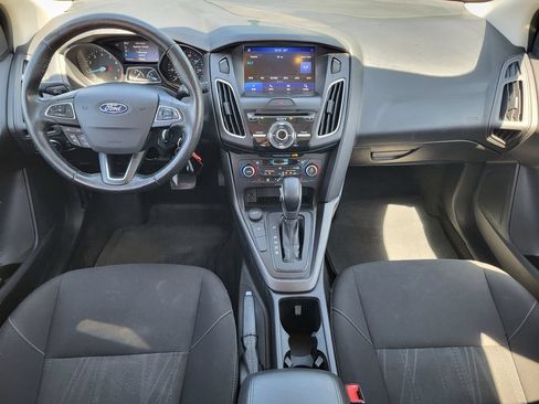 Used 2018 Ford Focus SEL w/ Cold Weather Package FWD image 18