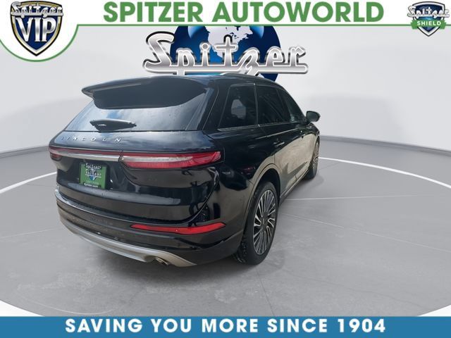 Used 2022 Lincoln Corsair AWD w/ Premium Package image 9