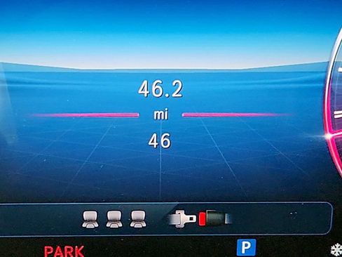 Used 2026 Mercedes-Benz GLC 43 AMG 4MATIC image 15