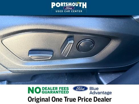 Certified 2022 Ford Explorer XLT w/ Equipment Group 202A image 23