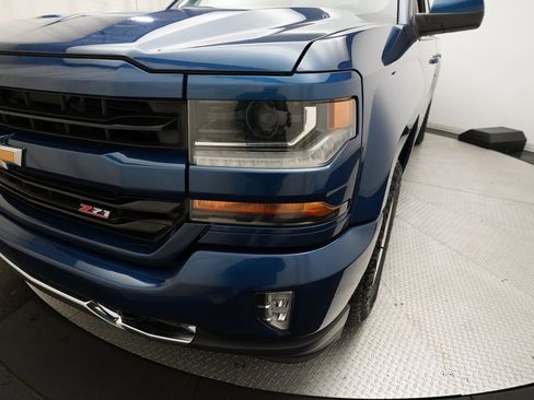 Used 2018 Chevrolet Silverado 1500 LT w/ All Star Edition image 21