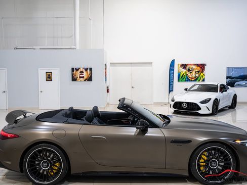 Used 2022 Mercedes-Benz SL 55 AMG 4MATIC image 46