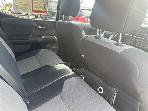 Used 2023 Toyota Tacoma TRD Off-Road image 25