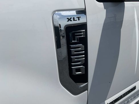 Used 2019 Ford F250 XLT w/ XLT Value Package AWD/4WD image 38