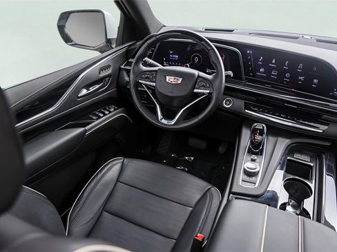 Used 2023 Cadillac Escalade Sport image 32