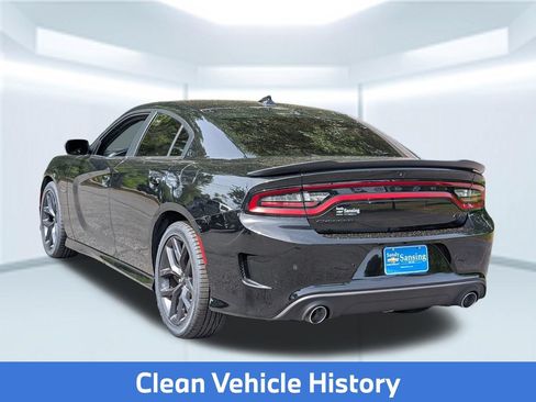 Used 2022 Dodge Charger R/T w/ Blacktop Package RWD image 4