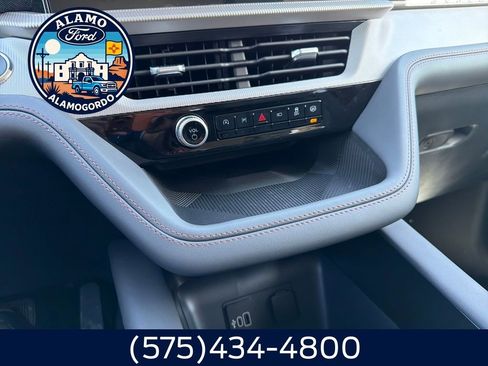 New 2026 Ford Explorer Active w/ Active Comfort Package RWD image 9