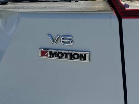 Used 2018 Volkswagen Atlas SEL Premium AWD/4WD image 28